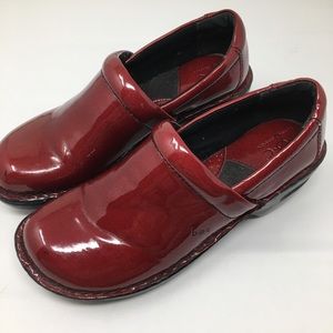 B.O.C. BOC red shiny sparkle Size 8 mules